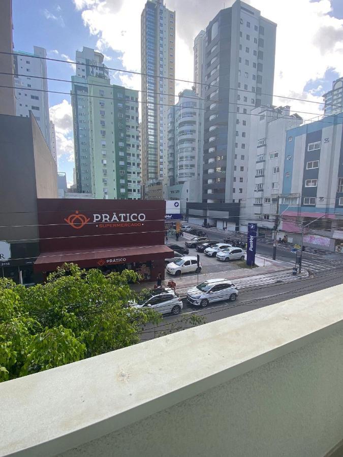 Apto Almeida E Moraes 2 Quartos E Churrasqueira Perto Do Mar Balneário Camboriú Exteriör bild